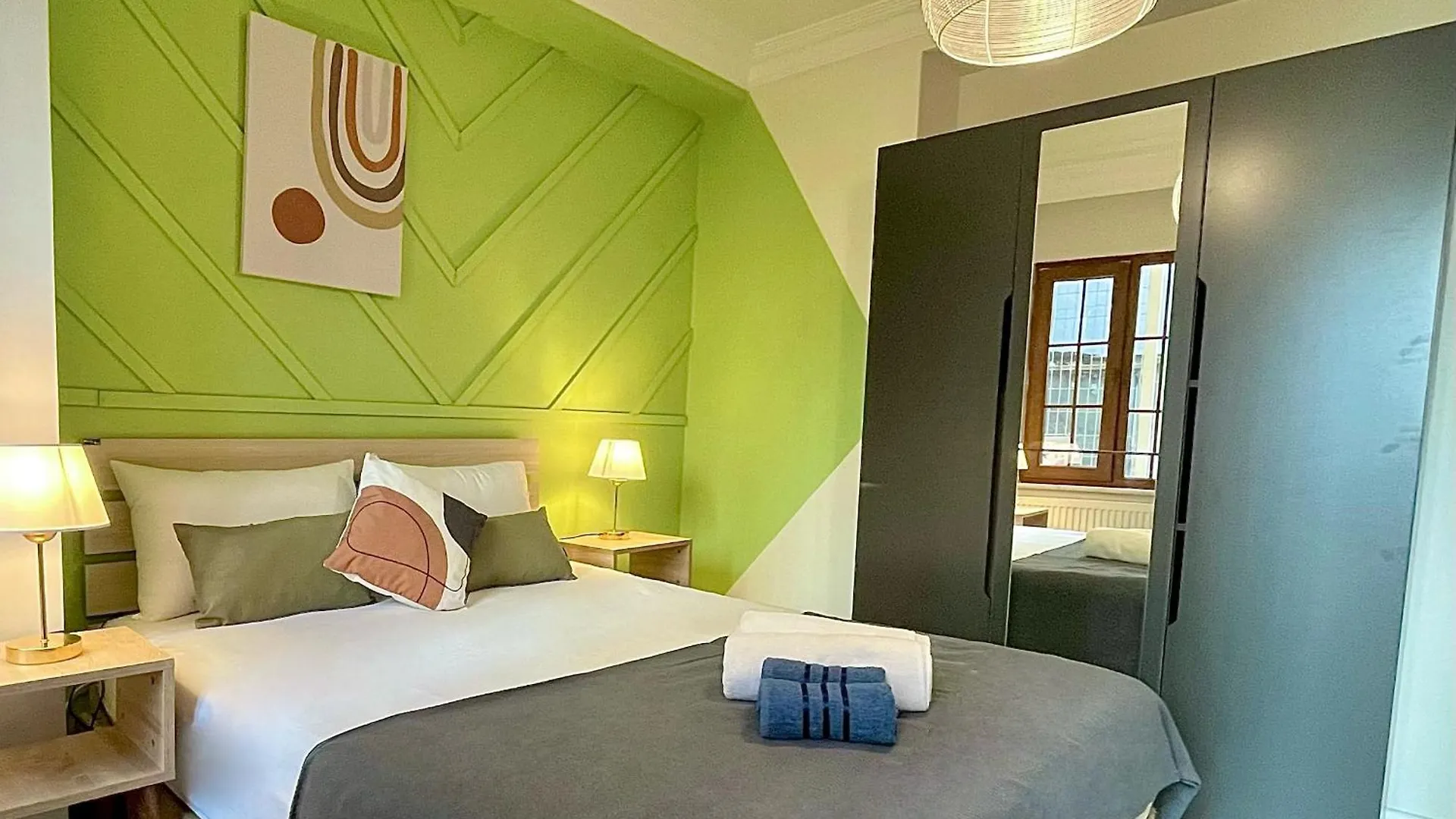 Apartment W/ New Furnitures Next To Istiklal Street And Taksim Square Istanbul 0*,  Turkey