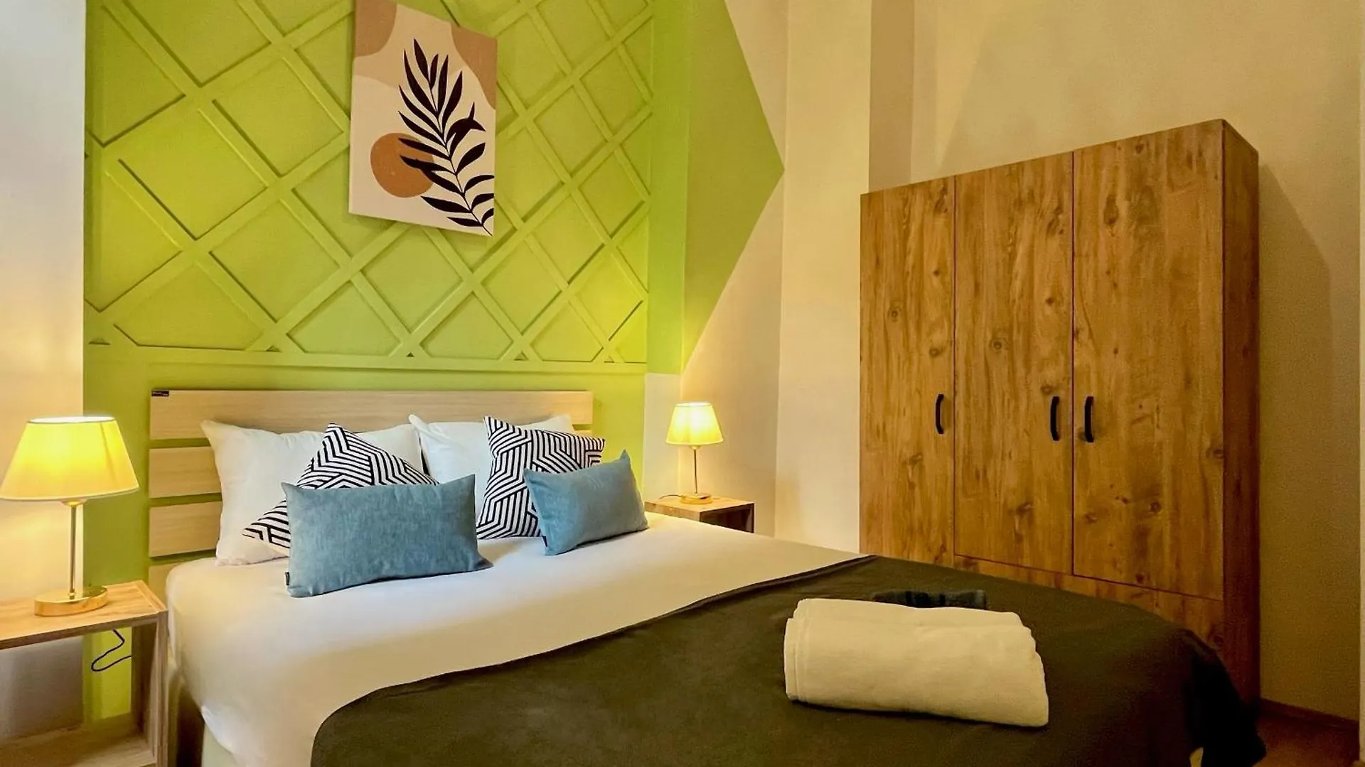 Aparthotel Apartment W/ New Furnitures Next To Istiklal Street And Taksim Square Istanbul