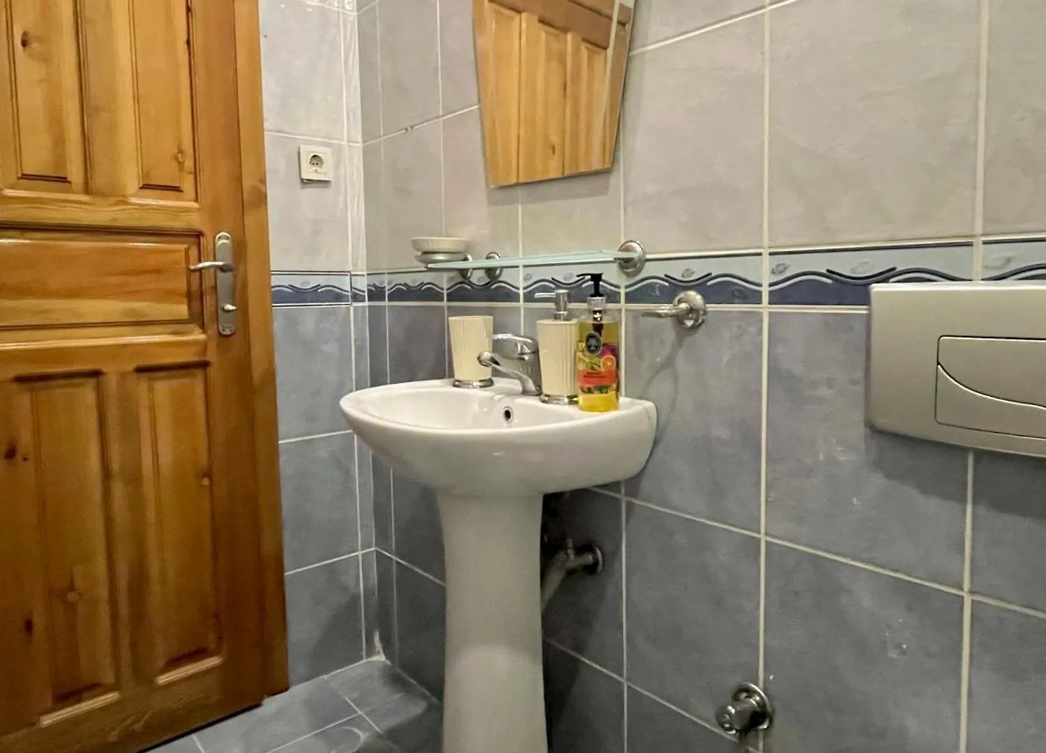 Apart-hotel Apartment W/ New Furnitures Next To Istiklal Street And Taksim Square Istambul