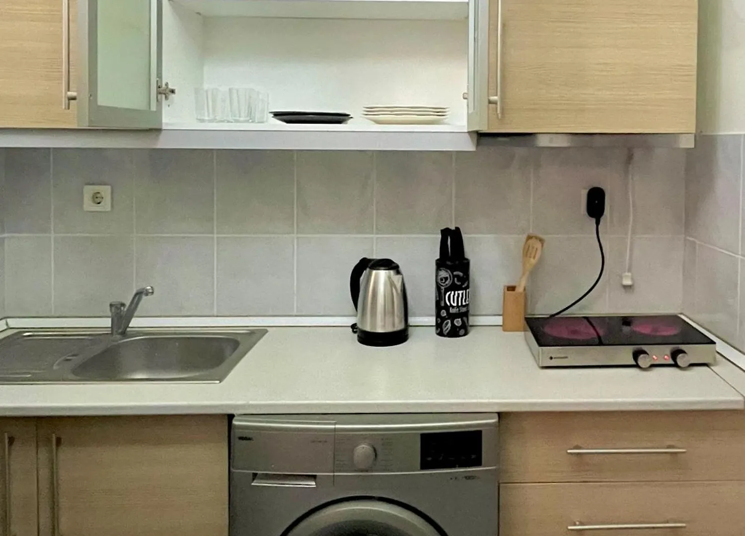 Apartment W/ New Furnitures Next To Istiklal Street And Taksim Square 이스탄불 0*,  터키