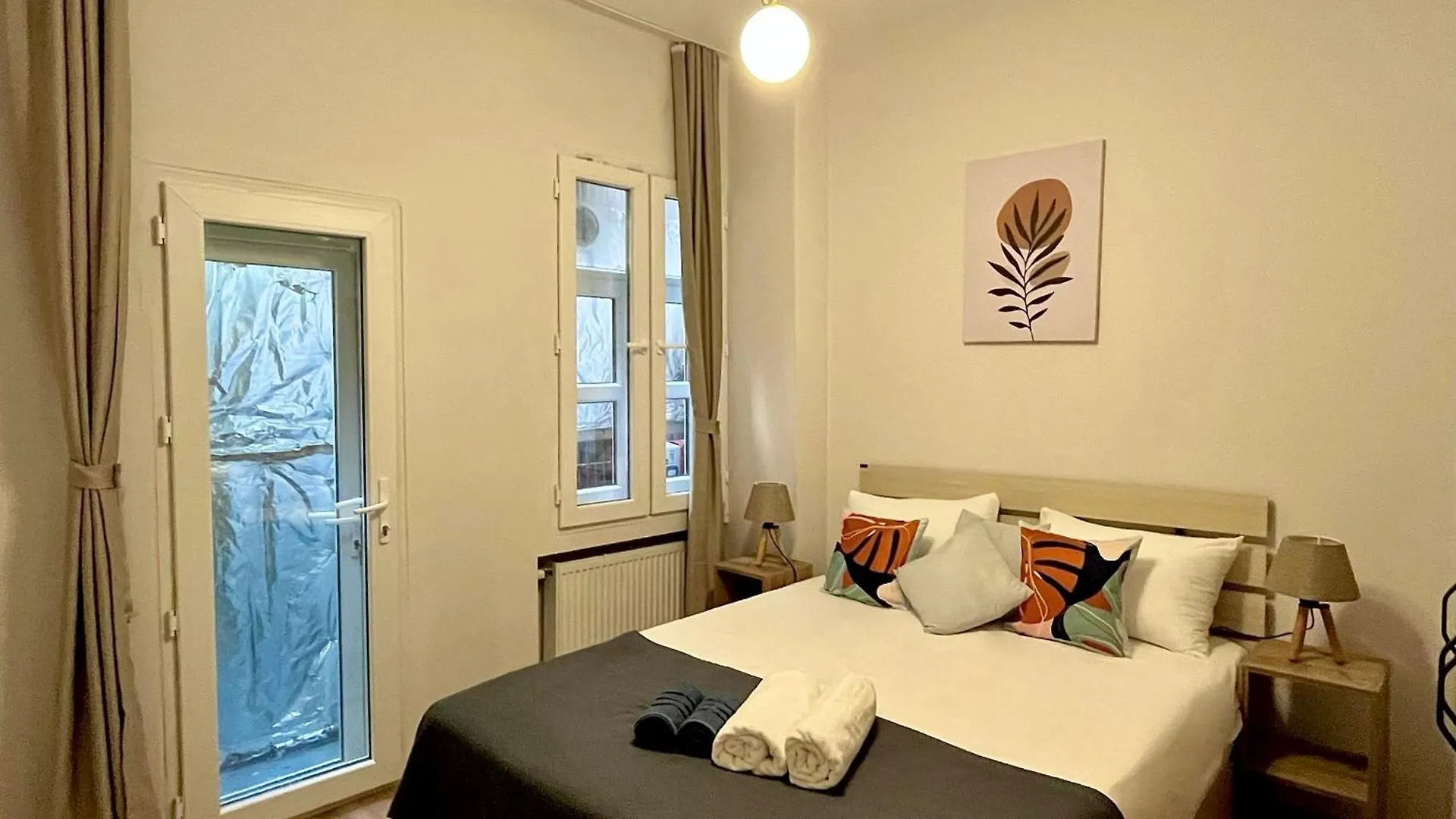 Apartment W/ New Furnitures Next To Istiklal Street And Taksim Square 이스탄불