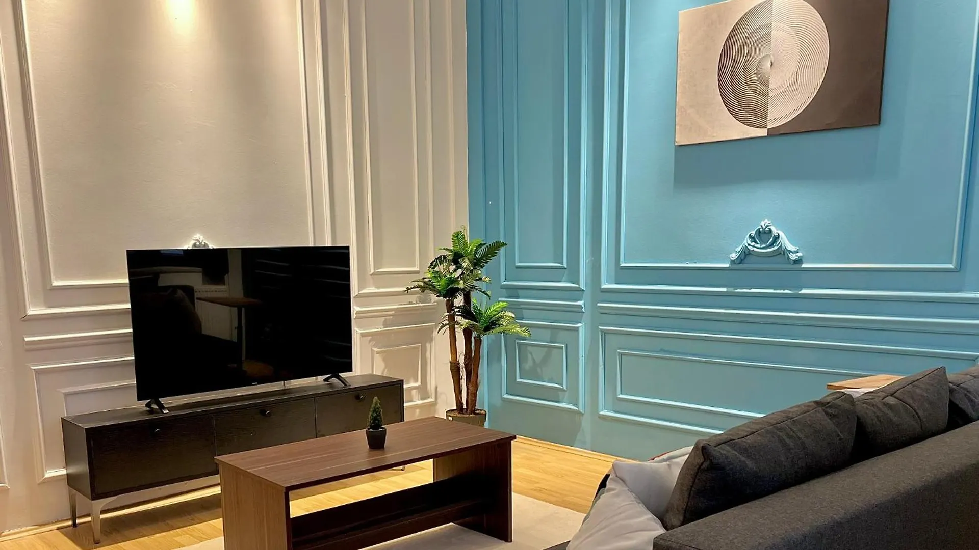 아파트호텔 Apartment W/ New Furnitures Next To Istiklal Street And Taksim Square 이스탄불