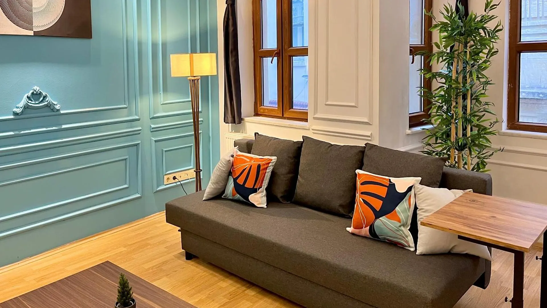 아파트호텔 Apartment W/ New Furnitures Next To Istiklal Street And Taksim Square 이스탄불